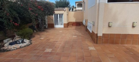 5 bedrooms Building in Torrevieja, Spain No. 13205 20