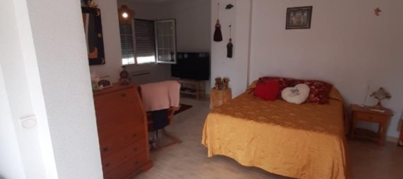 5 bedrooms Building in Torrevieja, Spain No. 13205 12