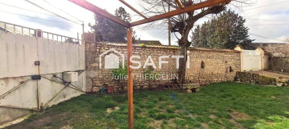 3 bedrooms House in Beaune-la-Rolande, France No. 71460 9