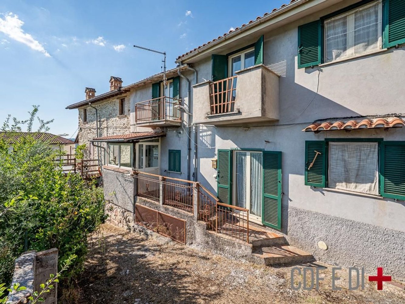 Apartamento de 5 dormitorios en Cittaducale, Italy No. 360197