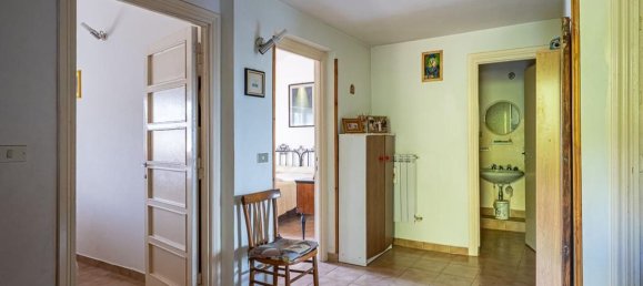 Apartamento de 5 dormitorios en Cittaducale, Italy No. 360197 15