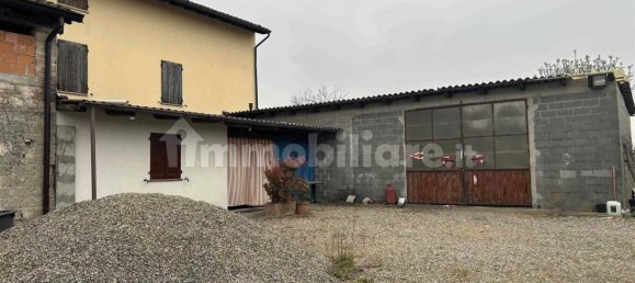 6 bedrooms House in San Giorgio Piacentino, Italy No. 190207 17