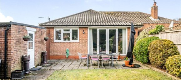 2 bedrooms Bungalow in Barnet, United Kingdom No. 6488 7