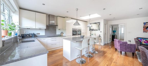 2 bedrooms Bungalow in Barnet, United Kingdom No. 6488 9