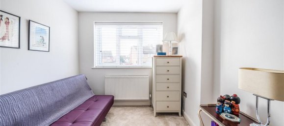 2 bedrooms Bungalow in Barnet, United Kingdom No. 6488 3