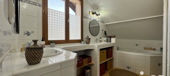 Casa de 4 dormitorios en Betton-Bettonet, France No. 205772 26