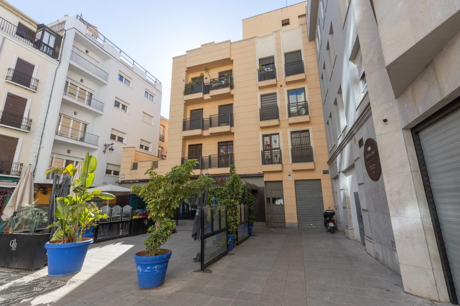 500m² Office in Granada, Spain No. 170913