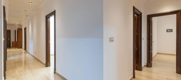 500m² Office in Granada, Spain No. 170913 7