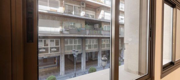 500m² Office in Granada, Spain No. 170913 38