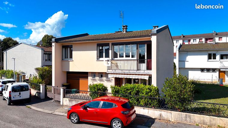 3 Schlafzimmer Haus in Oyonnax, France, Nr. 309355