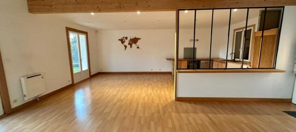 4 bedrooms Villa in Vesly, France No. 205467 6