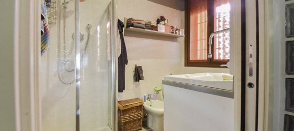 2 chambres Appartement à Modena, Italy No. 375426 16