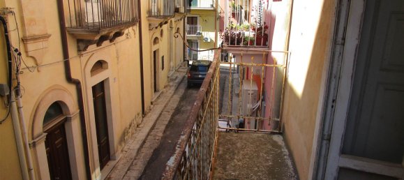 4 rooms House in Ragusa, Italy No. 275535 27