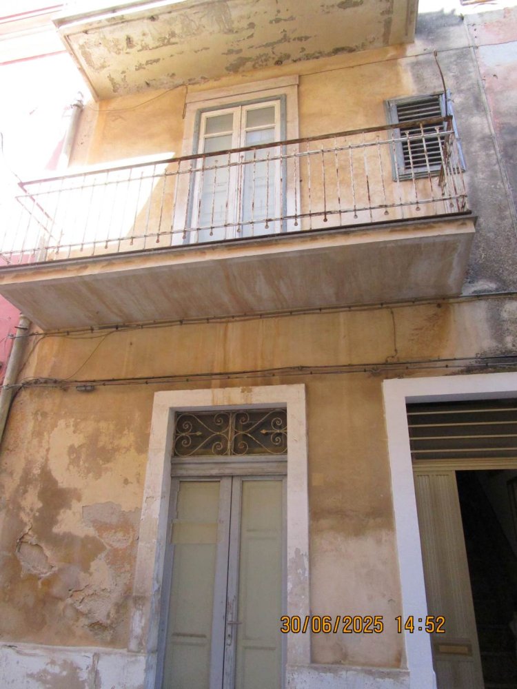 4 rooms House in Ragusa, Italy No. 275535