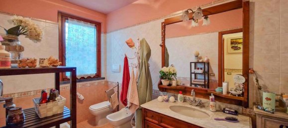 5 rooms House in Forte dei Marmi, Italy No. 125529 16