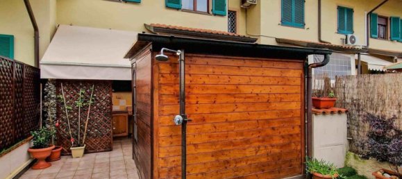 5 rooms House in Forte dei Marmi, Italy No. 125529 2