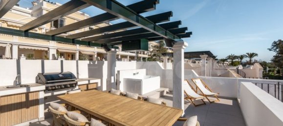 3 bedrooms Penthouse in Marbella, Spain No. 231035 4