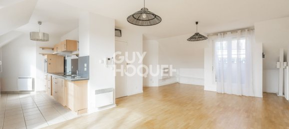 Apartamento de 2 dormitorios en Les Clayes-sous-Bois, France No. 193839 6