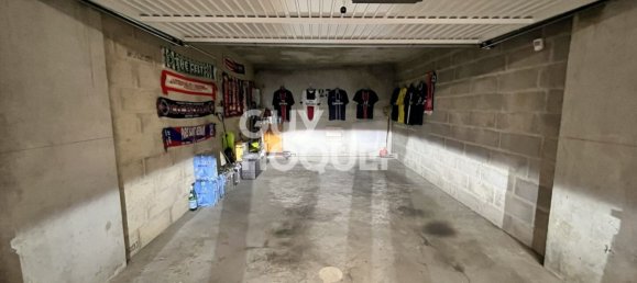 Apartamento de 2 dormitorios en Les Clayes-sous-Bois, France No. 193839 15