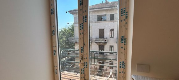 2 rooms Apartment in Milan, Italy No. 338110 10