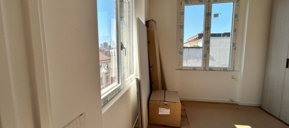 2 rooms Apartment in Milan, Italy No. 338110 6