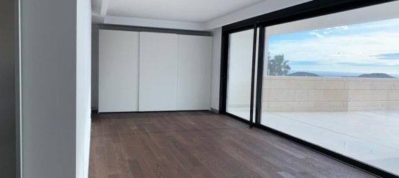 Villa de 4 dormitorios en Finestrat, Spain No. 12074 9