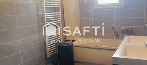 4 غرف نوم منزل في Mayenne, France رقم 305700 9