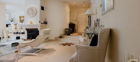 5 bedrooms House in Chevreuse, France No. 147498 5