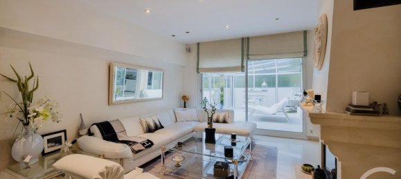 5 bedrooms House in Chevreuse, France No. 147498 3