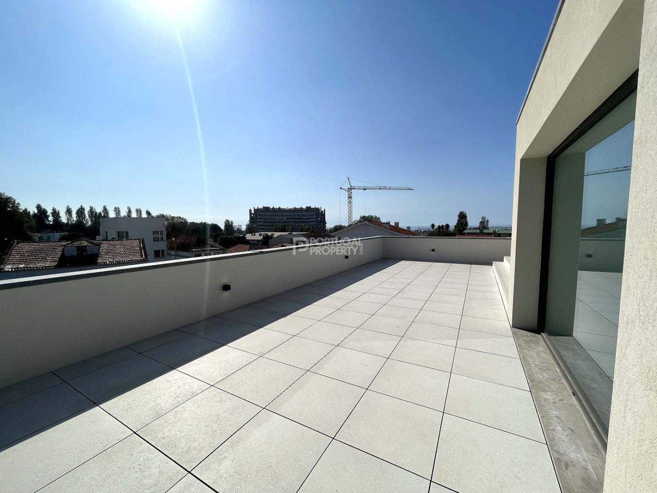 3 bedrooms Apartment in Porto, Portugal No. 44397