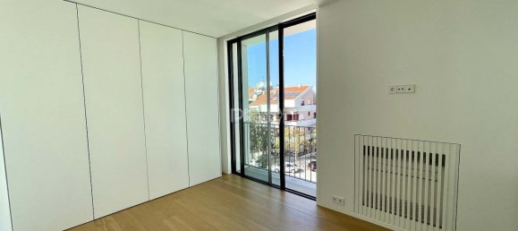 3 bedrooms Apartment in Porto, Portugal No. 44397 17