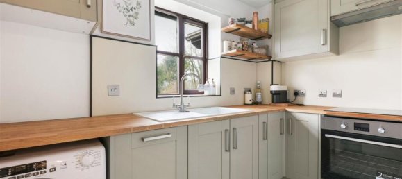 1 bedroom Apartment in Beckenham, United Kingdom No. 862 9