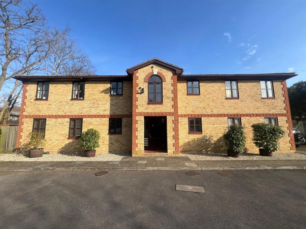1 bedroom Apartment in Beckenham, United Kingdom No. 862