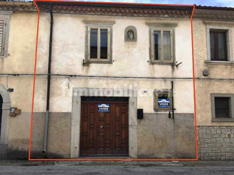 Дом с 2 спальнями в Аньоне, Италия № 348358