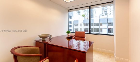 terreno en venta en Miami, Miami-Dade, Florida, USA № 614762 14
