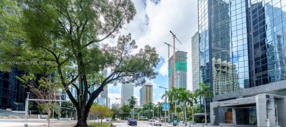 terreno en venta en Miami, Miami-Dade, Florida, USA № 614762 2
