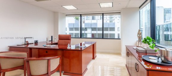 terreno en venta en Miami, Miami-Dade, Florida, USA № 614762 9