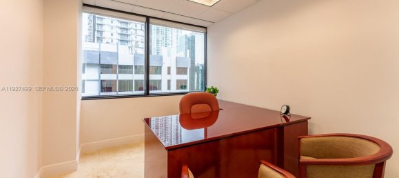 terreno en venta en Miami, Miami-Dade, Florida, USA № 614762 13