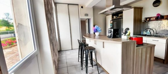 5 bedrooms House in Blanzy, France No. 358973 5