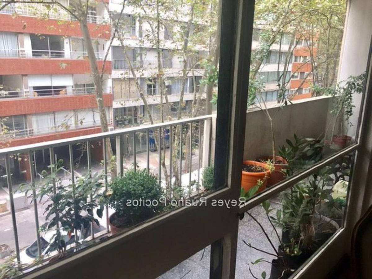 2 bedrooms Apartment in Montevideo, Uruguay No. 5112