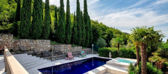 6 rooms Villa in Torri del Benaco, Italy No. 60385 2