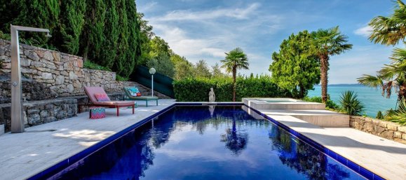 6 rooms Villa in Torri del Benaco, Italy No. 60385 3