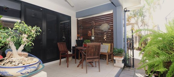 3 bedrooms House in Kirwan, Australia No. 354 11