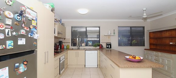 3 bedrooms House in Kirwan, Australia No. 354 3