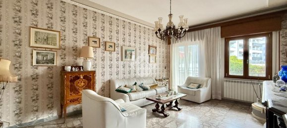 3 chambres Appartement à Viterbo, Italy No. 380988 5