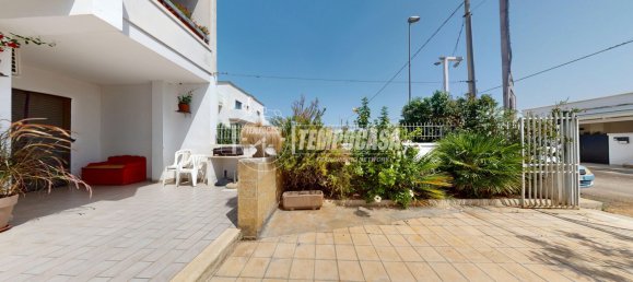 Дом с 2 спальнями в Porto Cesareo, Италия № 323103 13