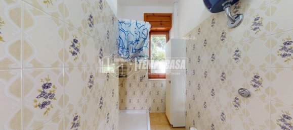 Дом с 2 спальнями в Porto Cesareo, Италия № 323103 29