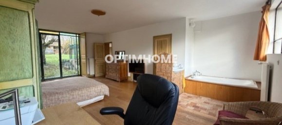 5 bedrooms Villa in Sainte-Mesme, France No. 194238 14