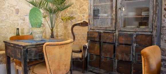 3 bedrooms House in Noto, Italy No. 334982 9