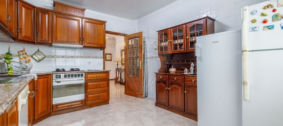 Apartamento de 3 dormitorios en Leiria, Portugal No. 75617 4